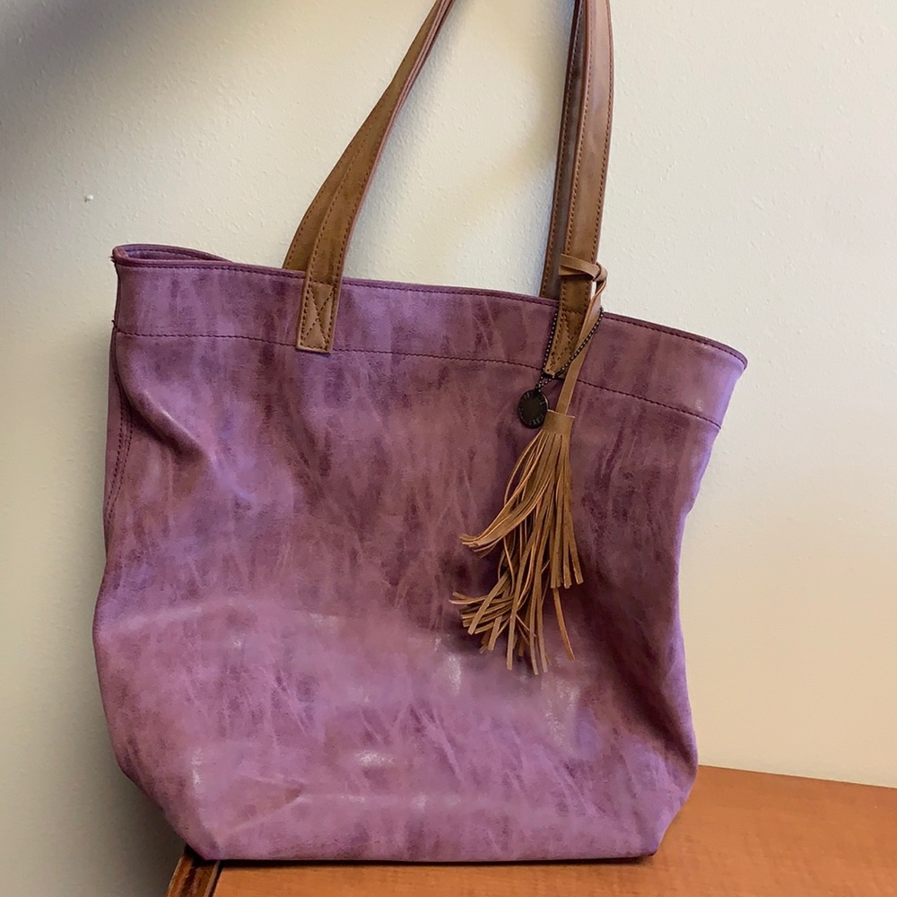 Tote bag